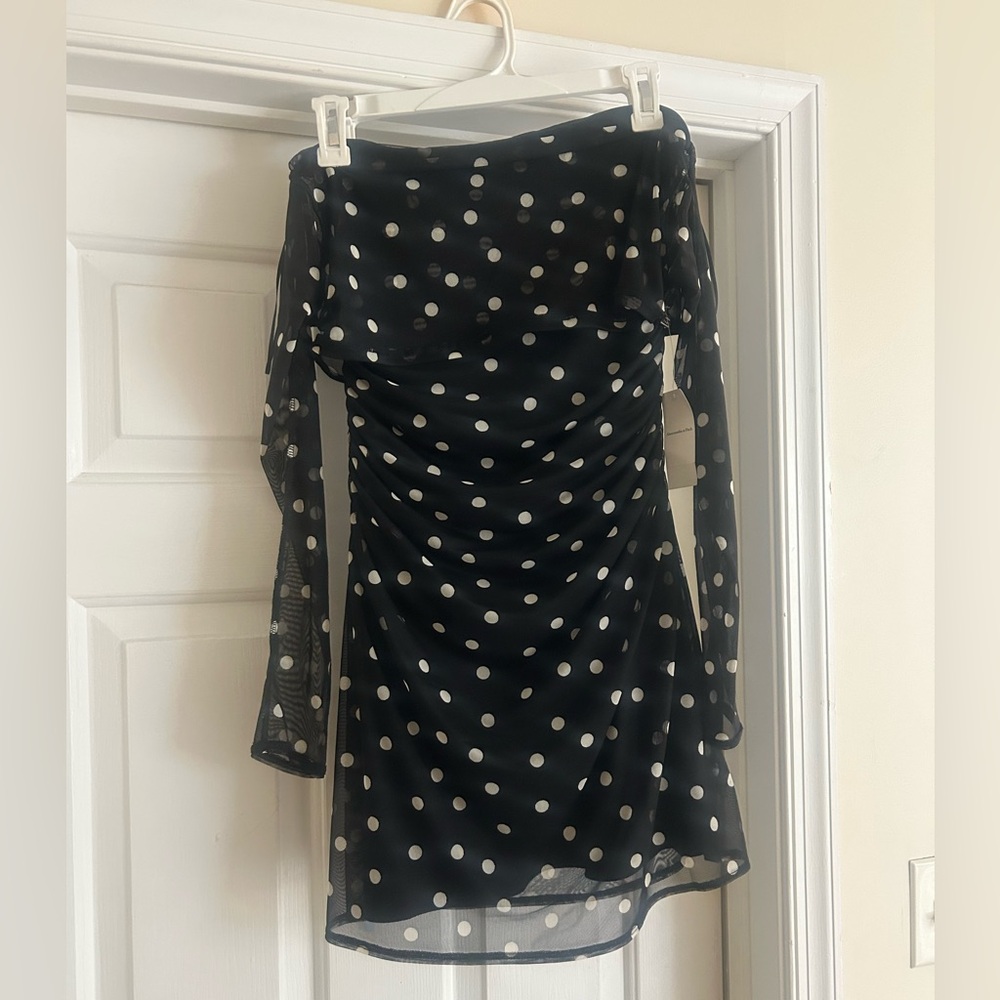 Abercrombie & Fitch Black and White Polka Dot Long Sleeve Dress